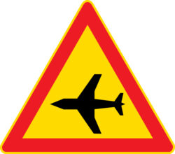 A31 Matalalla lentäviä lentokoneita